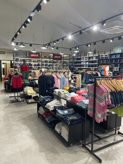 Destock Jeans, Magasin de Vêtements à Villefranche-sur-Saône