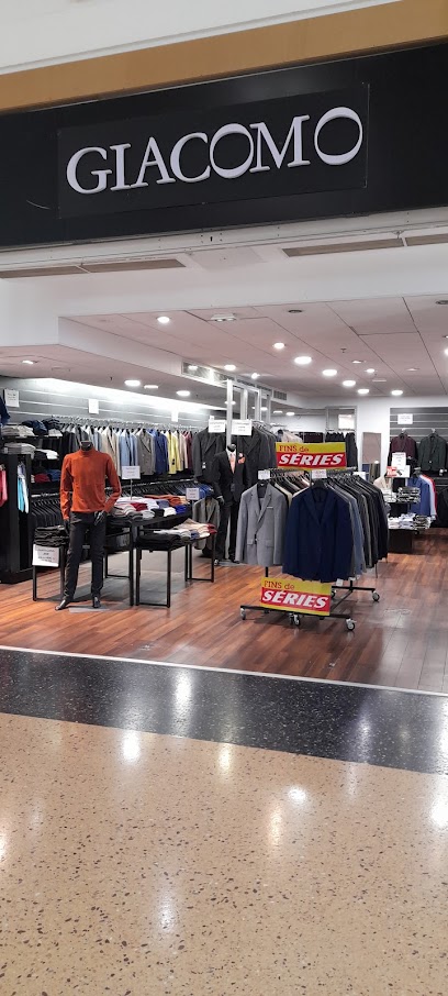 Giacomo Magasin De Vêtements à Collégien