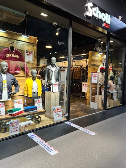 Schott NYC, Magasin de Vêtements à Gonesse