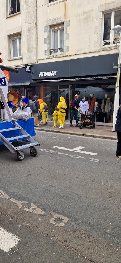 Rebel Rebel, Magasin de Vêtements à Granville