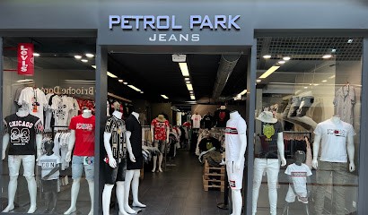 Petrolpark, Magasin de Vêtements au Pontet