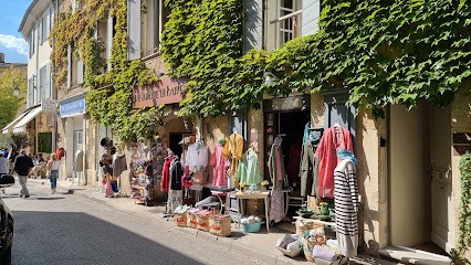 Le Blé en Herbe - Lourmarin, Magasin de Vêtements à Lourmarin