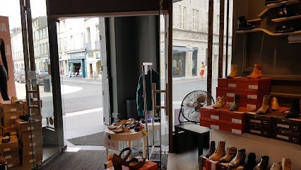 Victorio, Magasin de Vêtements à Rochefort