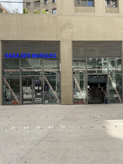 Saga Des Marques Magasin De Vêtements à Bobigny