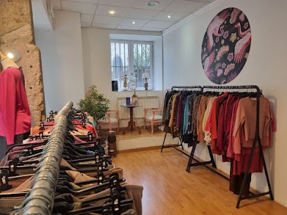 LE FRIPE TROC DE VIENNE, Magasin de Vêtements à Vienne