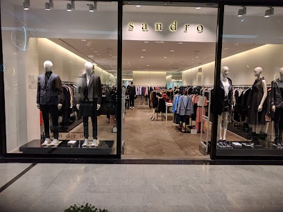 Sandro - le Chesnay Parly 2 mixte, Magasin de Vêtements au Chesnay