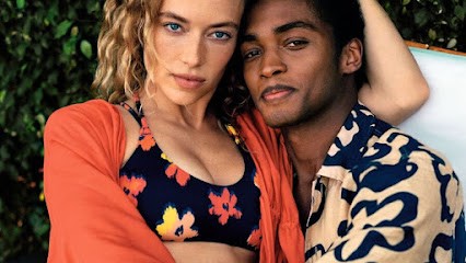 Tommy Hilfiger, Magasin de Vêtements à Toulouse