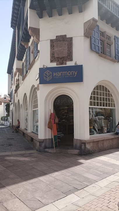 Harmony Créateur d'intérieurs, Magasin de Vêtements à Saint-Jean-de-Luz