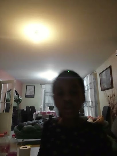 Maison Louisa, Magasin de Vêtements à Sevran