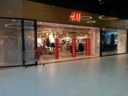 H&M, Magasin de Vêtements à Villebon-sur-Yvette