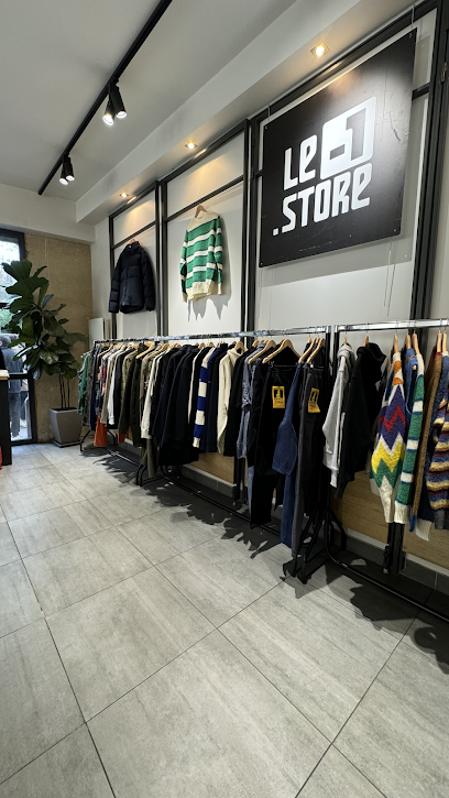 Le-1.Store Magasin De Vêtements à Paris 03
