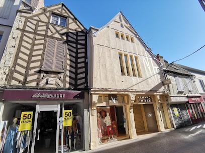 Christine Laure, Magasin de Vêtements à Sens