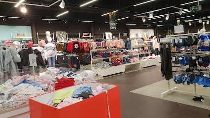 C&A, Magasin de Vêtements à Schweighouse-sur-Moder