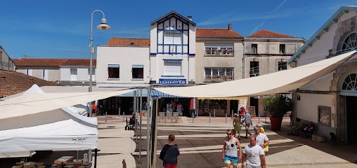 La Mode Actuelle Chez Jennifer, Magasin de Vêtements à Fouras