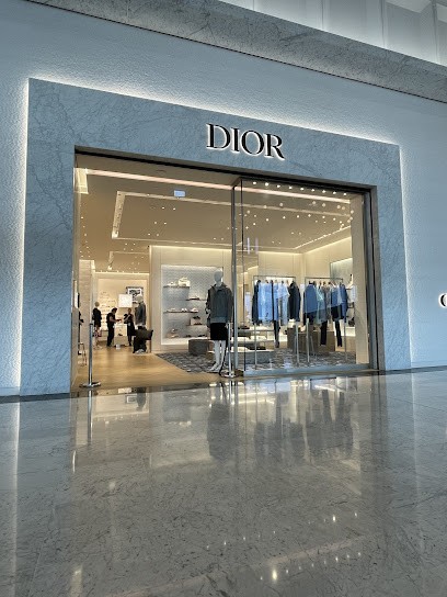 DIOR Roissy T1, Magasin de Vêtements à Roissy-en-France