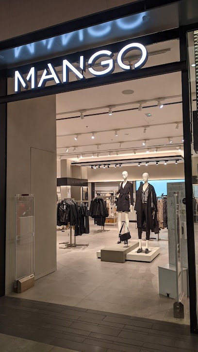 MANGO, Magasin de Vêtements à Sarcelles