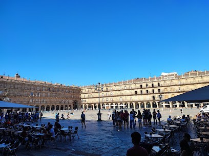 Salamanca | Créatrice De Vêtements En Tissus Bio, Magasin de Vêtements à Saint-Bonnet-le-Château