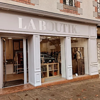 La Boutik. Magasin De Vêtements à Saint-Méen-le-Grand