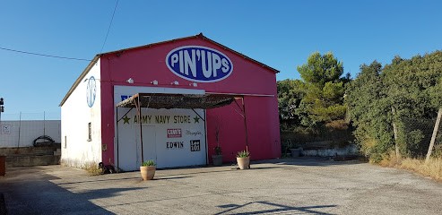 PIN'UPS, Magasin de Vêtements aux Angles