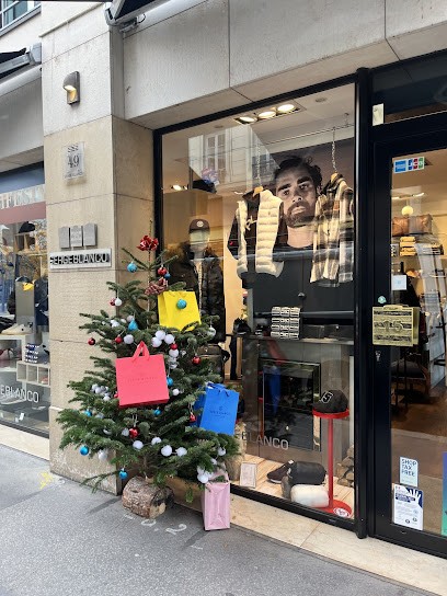 Serge Blanco, Magasin de Vêtements à Lyon 06