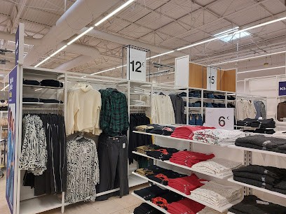 Kiabi Store Corner Auchan St Jean De La Ruelle, Magasin de Vêtements à Saint-Jean-de-la-Ruelle