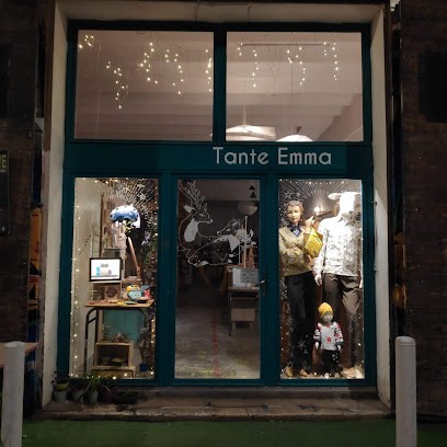 Guediawaye, Magasin de Vêtements à Marseille 06