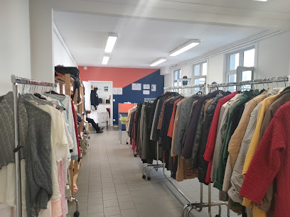 Secours Catholique Amiens, Boutique De Vêtements Solidaire, Magasin De Vêtements à Amiens