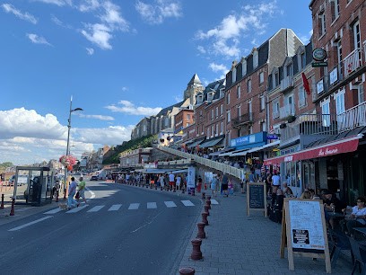 Blanc Du Nil, Magasin de Vêtements au Tréport