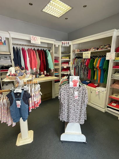 Nativité, Magasin de Vêtements à Luxeuil-les-Bains