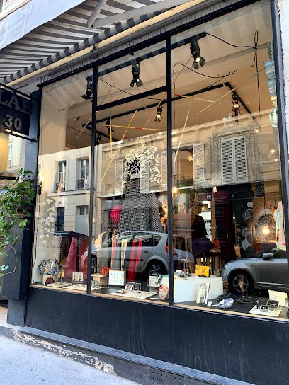 LAB30, Magasin de Vêtements à Paris 18