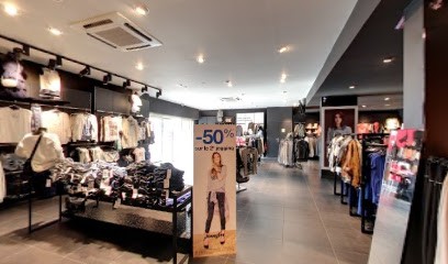 DON'T CALL ME JENNYFER, Magasin de Vêtements à Sarlat-la-Canéda