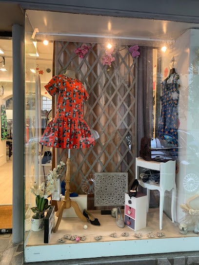 Les Trésors de Sarah, Magasin de Vêtements à Saint-Maur-des-Fossés