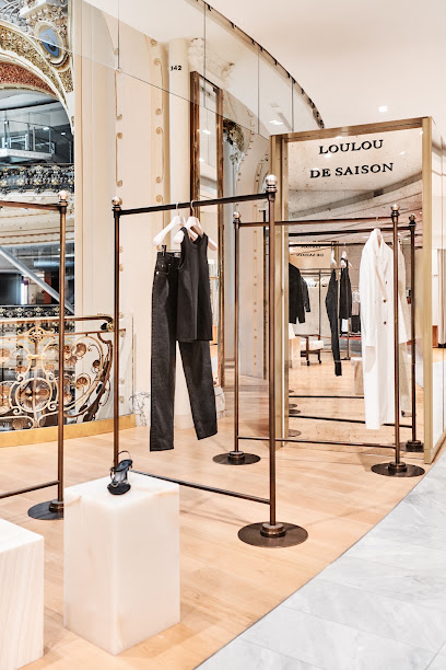 Loulou De Saison - Boutique Gl Haussmann Magasin De Vêtements à Paris 09