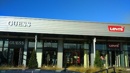 Levi's Factory Outlet Talange, Magasin de Vêtements à Fèves