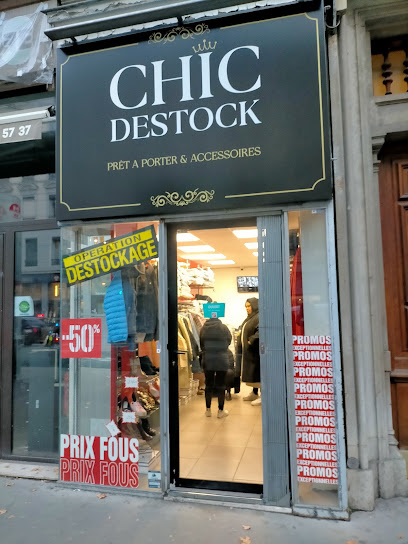 Chic Destock Magasin De Vêtements à Lyon 07