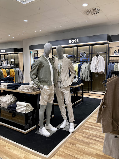 Boss Men Shop, Paris, La Samaritaine Magasin De Vêtements à Paris 01