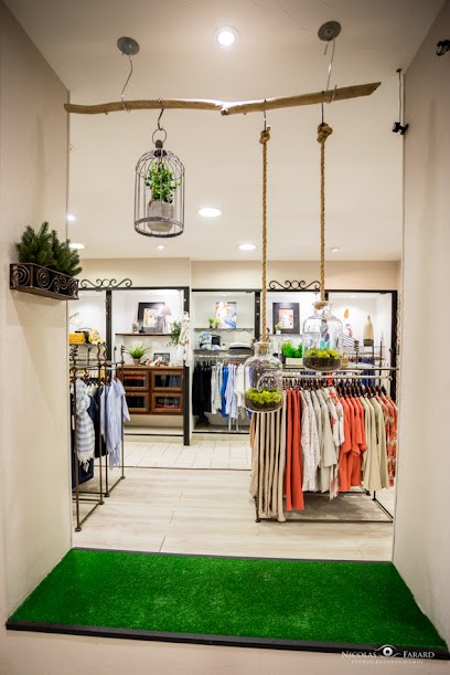 Femme De TRANSAT, Magasin de Vêtements à Fougères