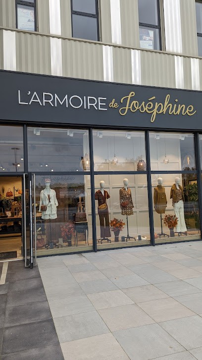 L'Armoire De Joséphine, Magasin de Vêtements à Séné