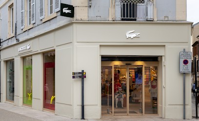 Lacoste, Magasin de Vêtements à Valence