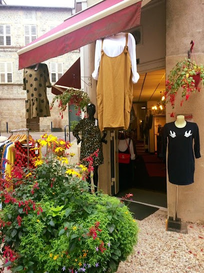 Attitude, Magasin de Vêtements à Eymoutiers