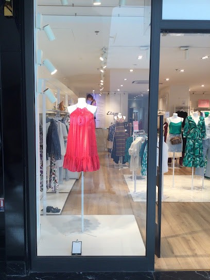 Etam Prêt-à-porter, Magasin de Vêtements au Chesnay