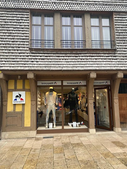 Le Coq Sportif, Magasin de Vêtements à Troyes