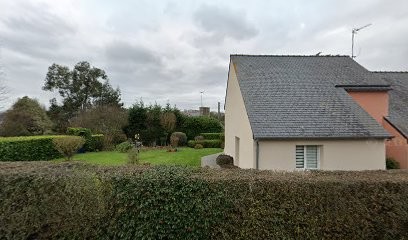 VMRED, Magasin de Vêtements à Pontrieux