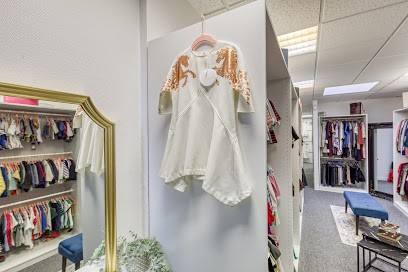 Frip'ouilles | Vente De Vêtements Femmes Et Enfants (77), Magasin de Vêtements à Saint-Thibault-des-Vignes