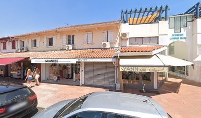 Divine, Magasin de Vêtements à Angresse