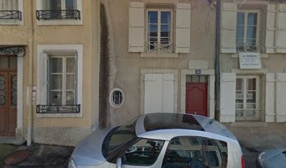 Élisabeth à Bicyclette, Magasin de Vêtements à Neufchâteau