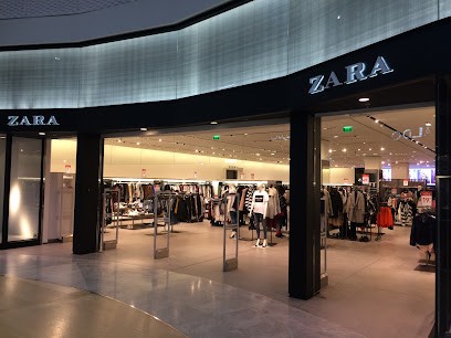 Zara, Magasin de Vêtements à Roissy-en-France