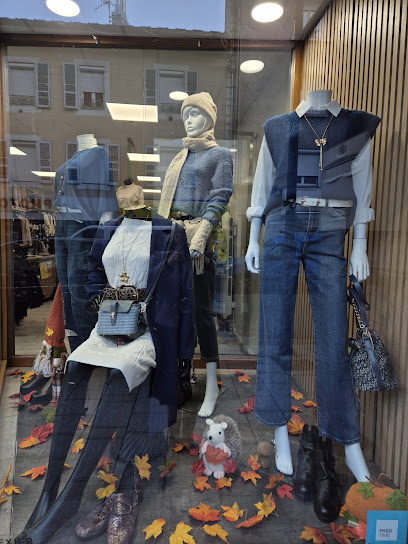 Dress Code 147 Magasin De Vêtements à Hauts de Bienne