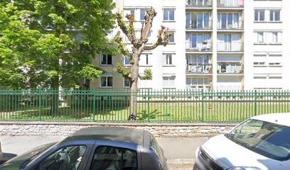 Monadiya Fashion France, Magasin de Vêtements à Fontainebleau