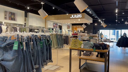 BIZZBEE, Magasin de Vêtements à Neuville-en-Ferrain